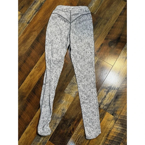Gymshark  High Waist Leggings Gray/black  Dry Moisture Size XS - Picture 6 of 7